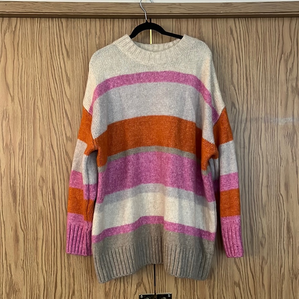 Oversized H&M Sweater